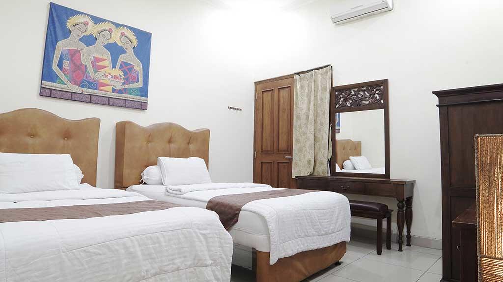 Omah Semar Homestay Yogyakarta Exterior photo